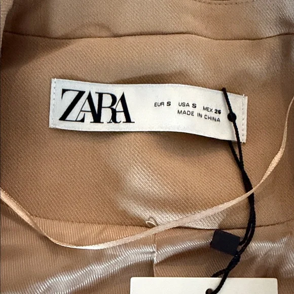 Zara - Picture 3 of 4